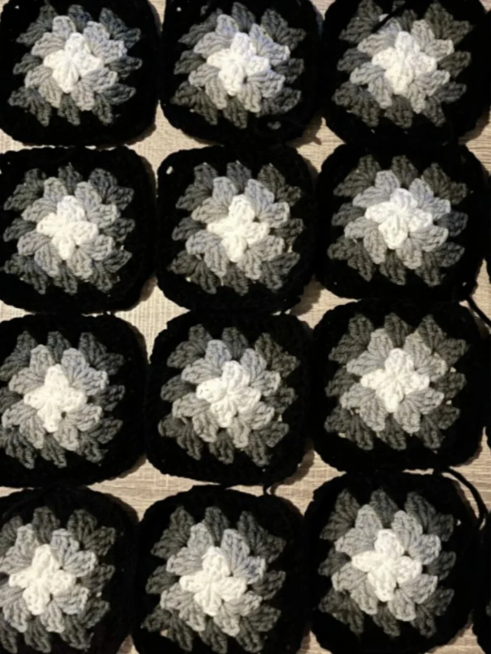 Lot of 20 4.5” Gray Scale Crochet TRADITIONAL GRANNY SQUARES Afghan Blanket